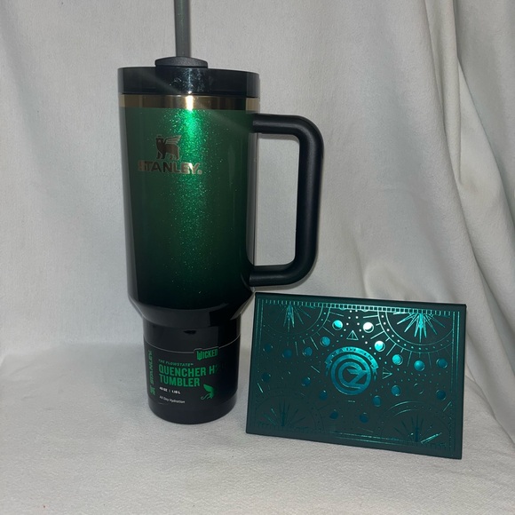 WICKED x STANLEY x STARBUCKS Gold Keychain w/ $50 &
Elphaba Wicked Stanley 40oz - Picture 10 of 12